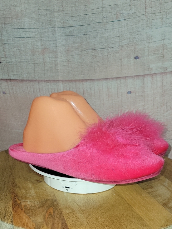 Shoes - Hot Pink Fluffy Slippers